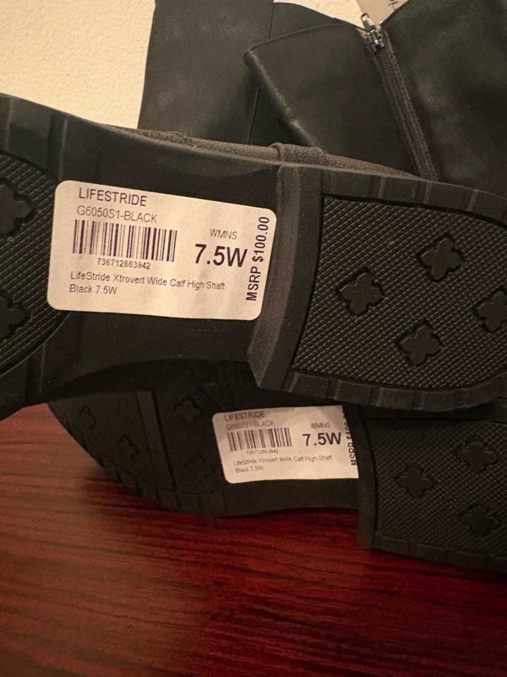 XTrovert Wide Calf Riding Boot - Picture 8 of 9